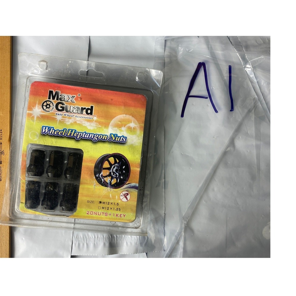 Max Guard Wheel Lug Nuts M12 X 1.5 20 Pieces With Key